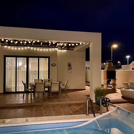 Nayra Holiday home *